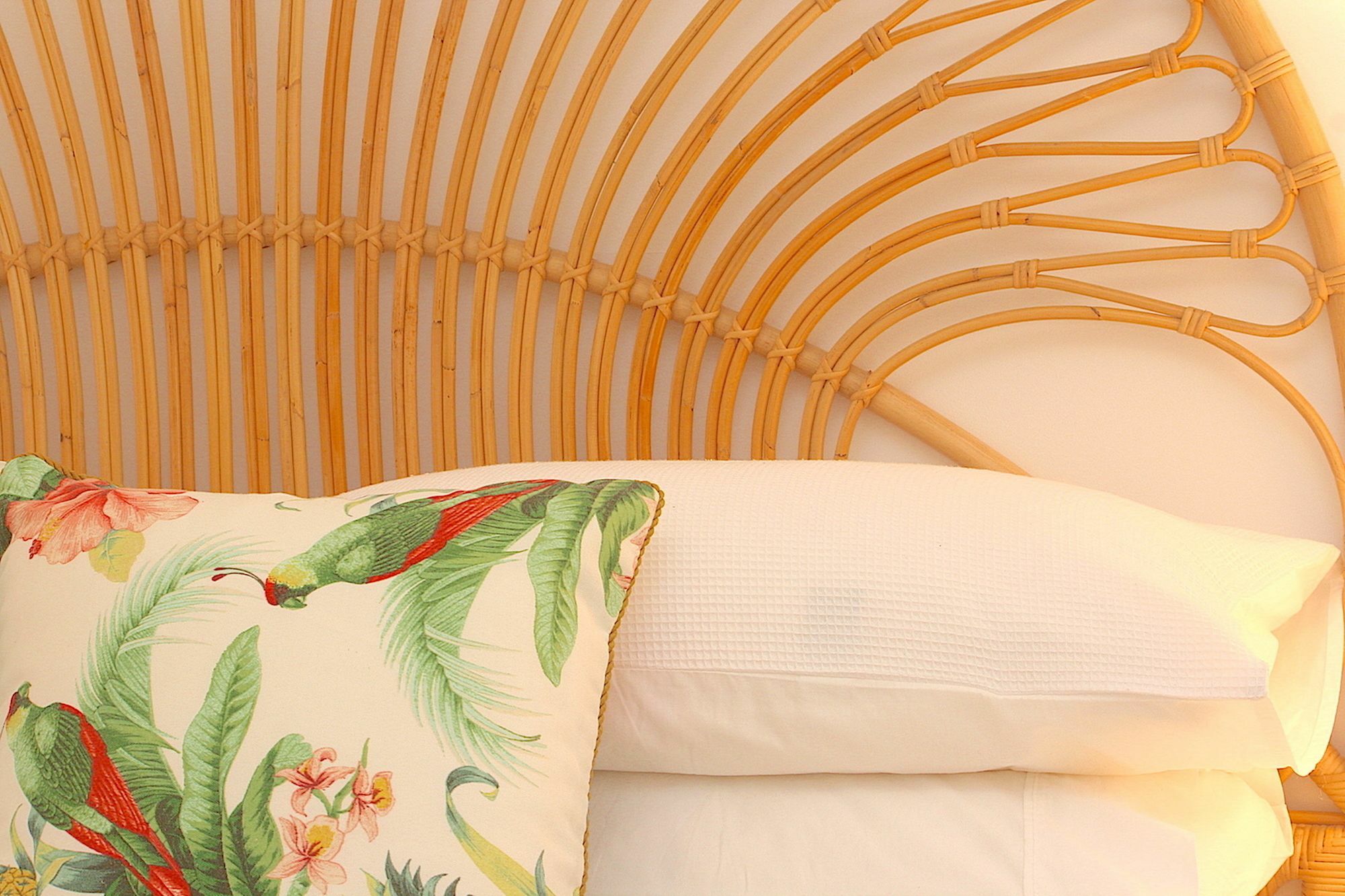 Cossies By The Sea Aparthotel Teluk Byron Bagian luar foto